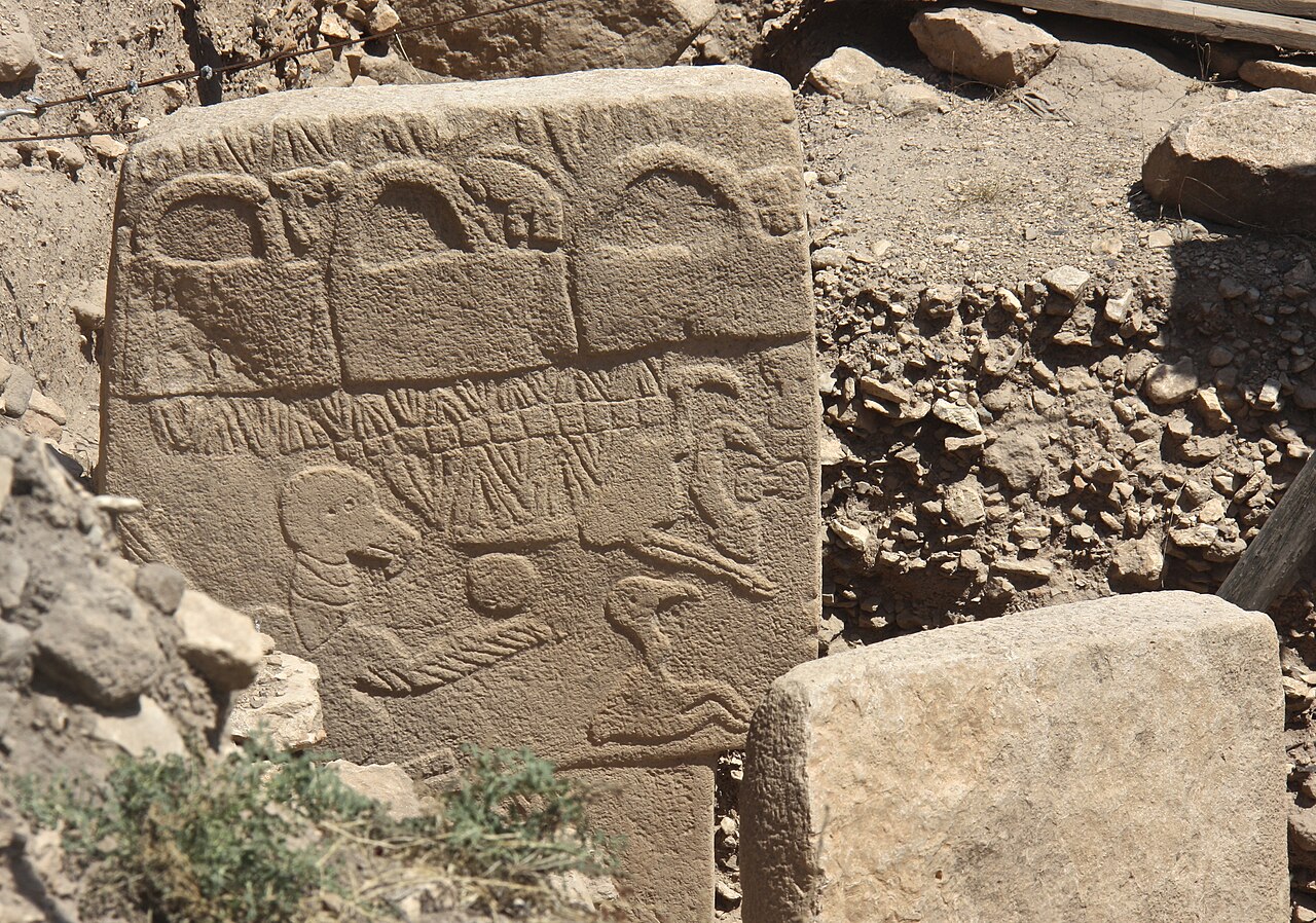 Close view of animal reliefs carved into the Vulture Stone at Göbekli Tepe